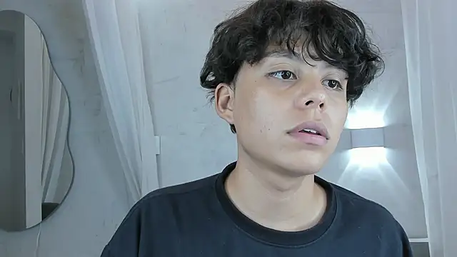 nathan_bell live sex cam