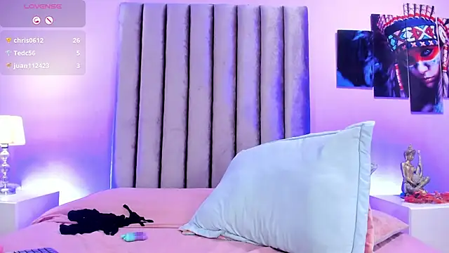 Jenn_Owens's cam snapshot