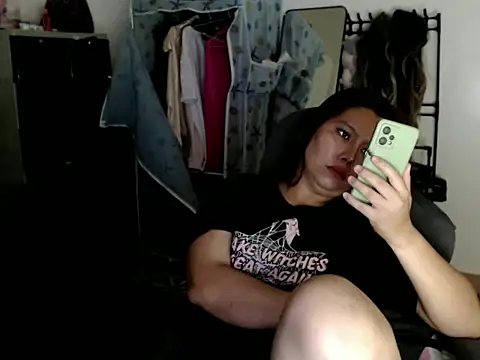 urqueendominant live sex cam