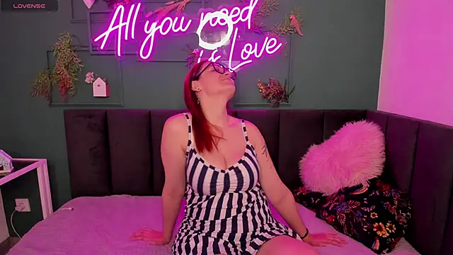 LisaAmoree's cam snapshot