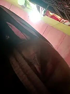 Pooja_hote live sex cam