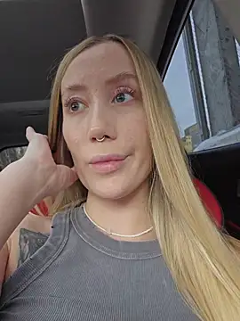 SvetLive live sex cam