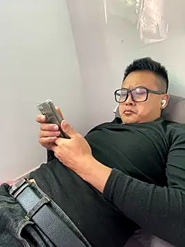 lixiaoshuai8 live sex cam