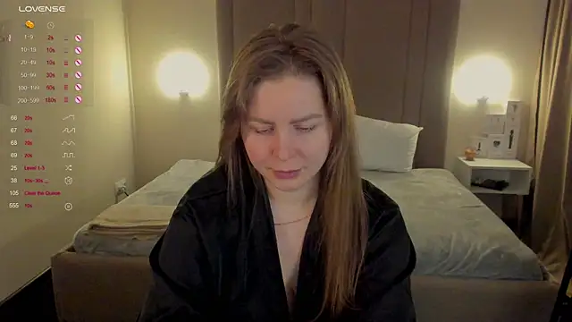 MikaBloom live sex cam