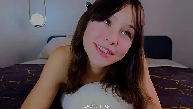 BritniBers live sex cam