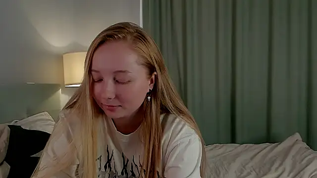 AdarnDeneui live sex cam