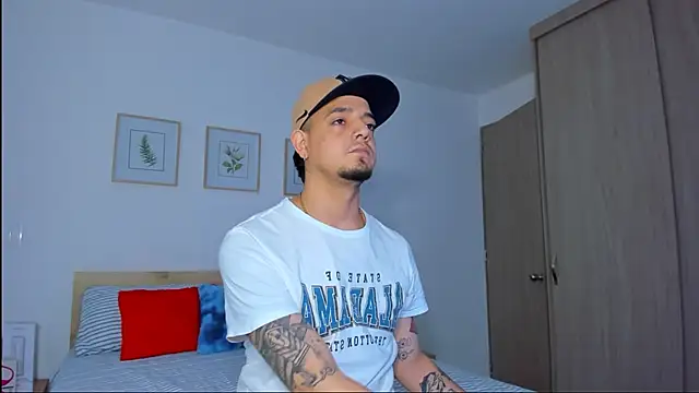 alejandro_calderon1 live sex cam