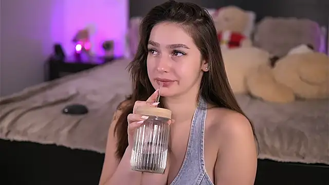 VixenAmour's cam snapshot