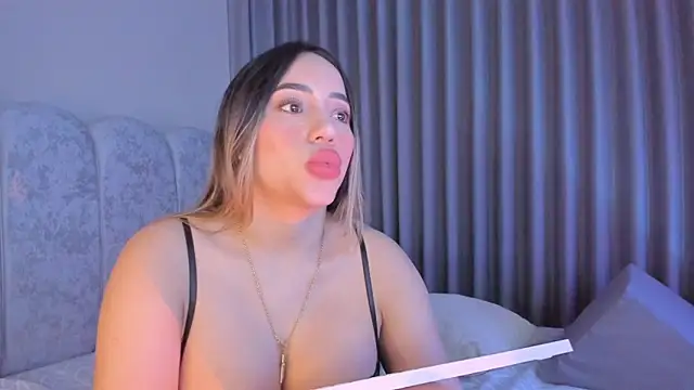 ashlyestone's cam snapshot