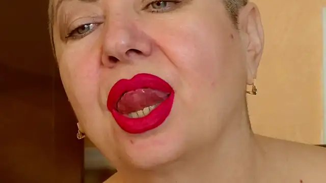 LadyPosh's cam snapshot