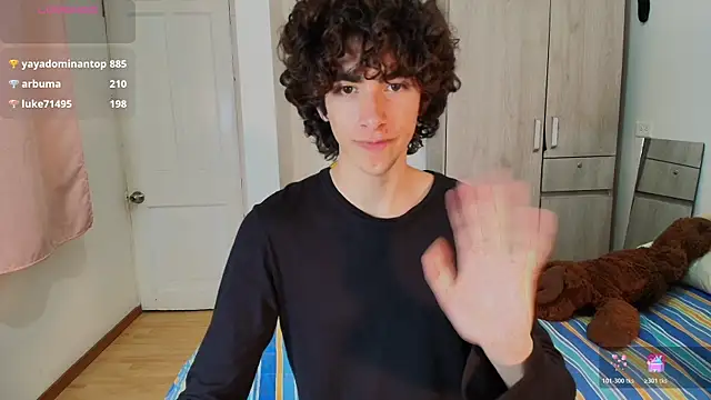 Nude_Boy18 live sex cam