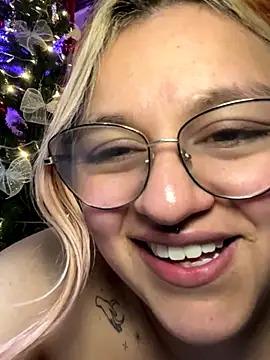 Sophia_Weest99's cam snapshot