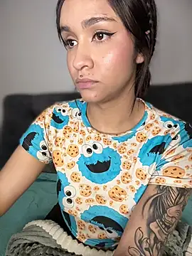 Isabella-Teen's cam snapshot