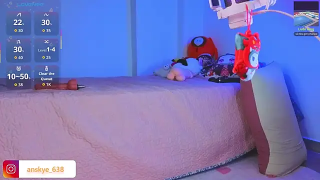 AnngelaSkye live sex cam