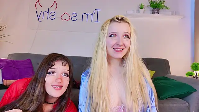 kamila_blush live sex cam