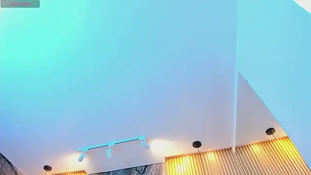 ella_harper's cam snapshot