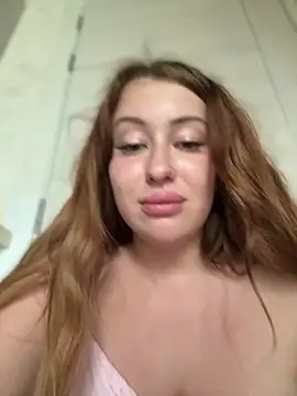 AndreaMood live sex cam