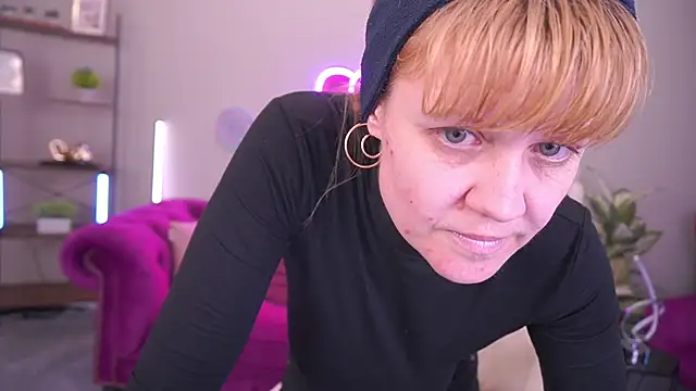 BellaLaPetit live sex cam