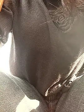 emaame68 live sex cam