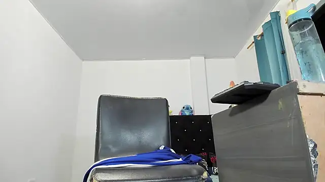 xmissinchesxx live sex cam