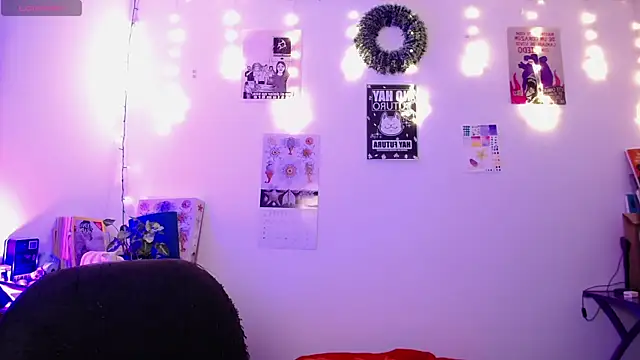 AlmaNanax's cam snapshot