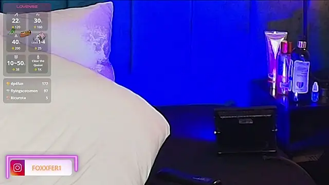 FernandaFox_'s cam snapshot