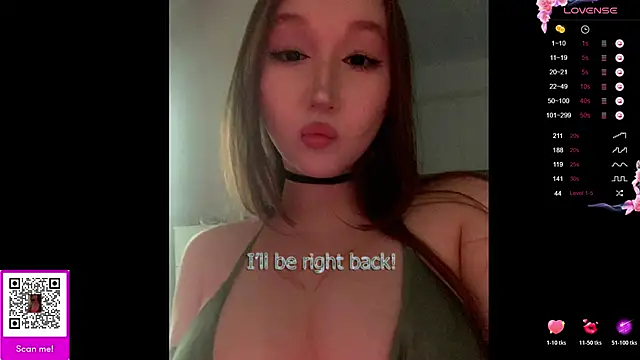 LuluSpark's cam snapshot