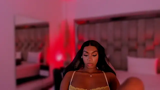 ChaynnaCooper's cam snapshot