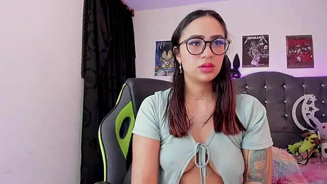 lunabritton1's cam snapshot