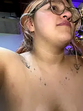 Sophia_Weest99 live sex cam