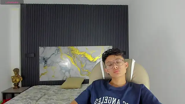 SantiagoRusso18 live sex cam