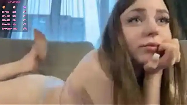 LindaFarmer's cam snapshot