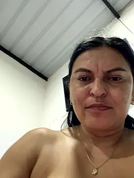 Horny-Mommy-Dirty live sex cam