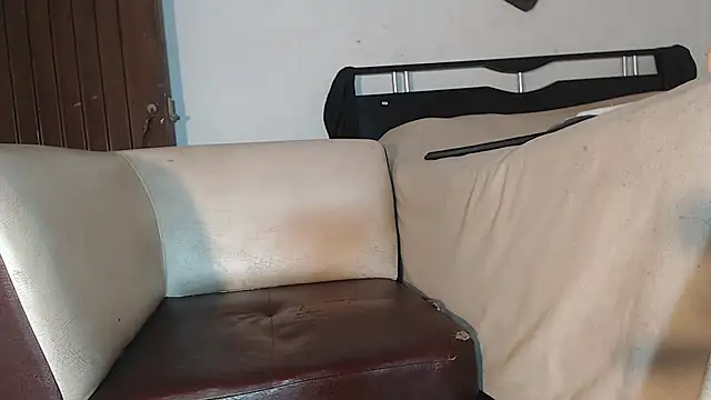 taylor_hot85 live sex cam