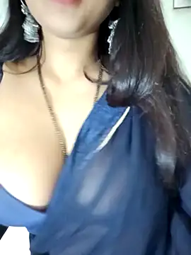 Aradhna_08's cam snapshot