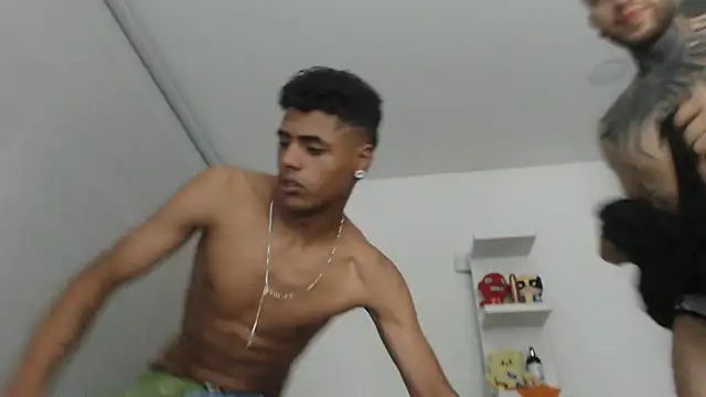 _tatho_perovich_ live sex cam