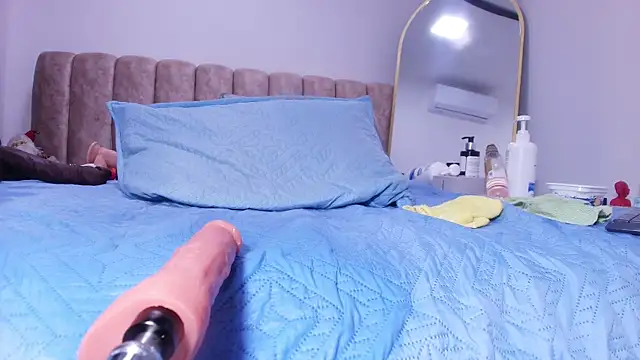 _linda_milk_ live sex cam