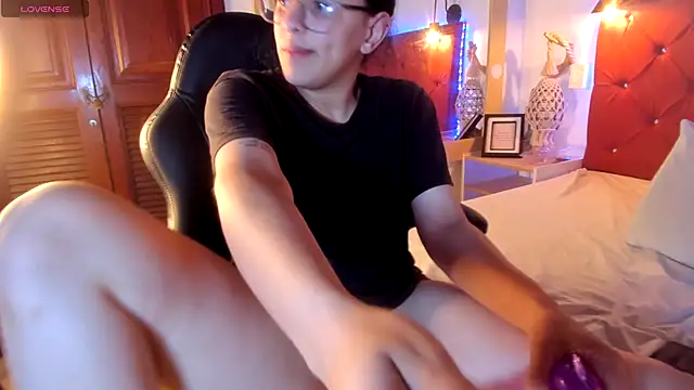 Trixye_Moon's cam snapshot