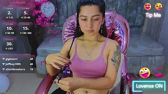 madhison_klain_s's cam snapshot