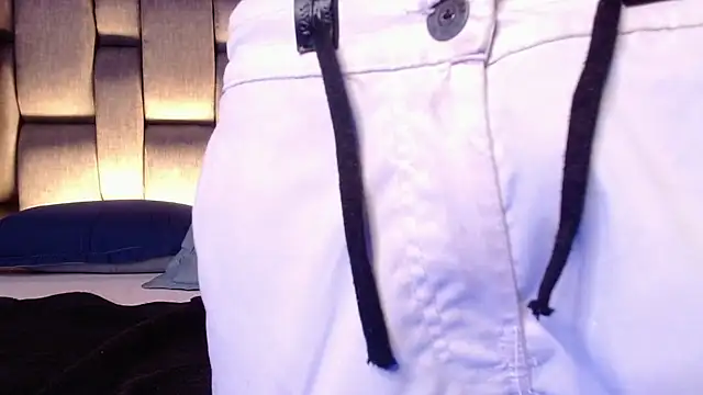 AlbertBernal69 live sex cam