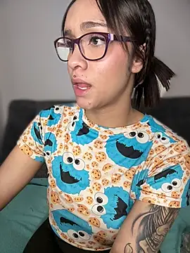 Isabella-Teen's cam snapshot