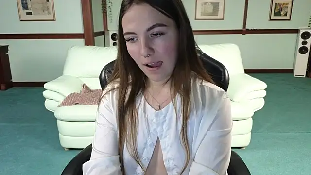 KiraRustle live sex cam