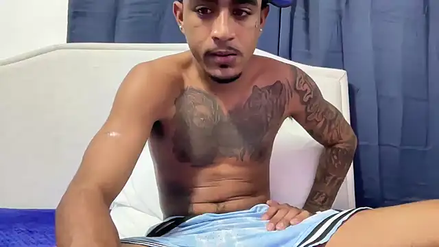 dominic_brandd23 live sex cam