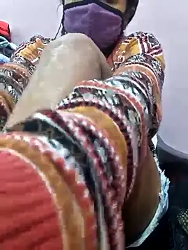 Ananya_34's cam snapshot