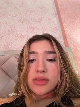 Arianavillada's cam snapshot