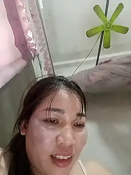 ladzy_sexy's cam snapshot