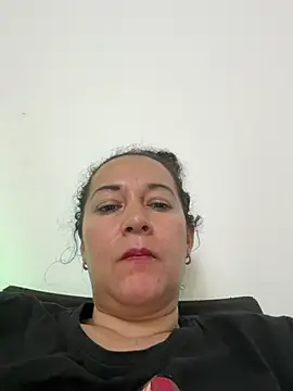 luisa_curli's cam snapshot