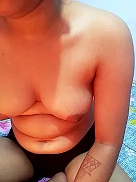 Itzz_Ammy__'s cam snapshot