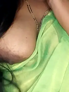 Divyahoty's cam snapshot