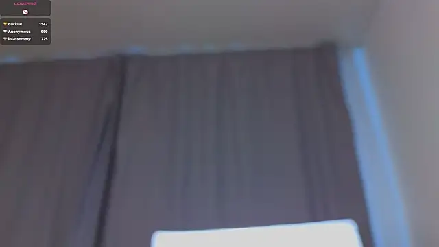 MandaReh live sex cam